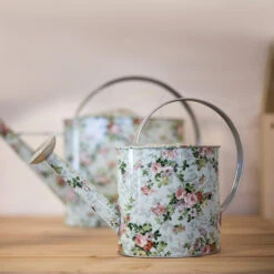 ESSCHERT DESIGN Arrosoir Zinc 1.8L Imprimé Roses 10 ESSCHERT DESIGN Arrosoir Zinc 1.8L Imprimé Roses -Jardin Et Extérieur arrosoir en zinc 18l imprime roses 2