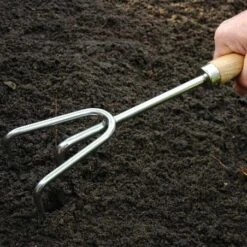 ESSCHERT DESIGN Râteau 3 Dents Bois Acier Jardinieres Et Pots -Jardin Et Extérieur rateau 3 dents 6